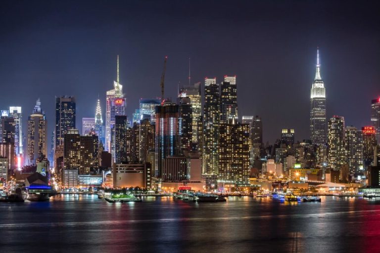 a city with tall buildings